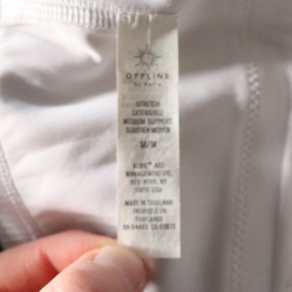 OFFLINE By Aerie White M Women's Ribbed Sports Bra Sleeveless Medium Support Top - Picture 8 of 9